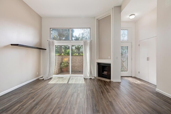 Building Photo - 13011 Mindanao Way