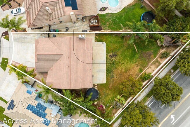 Building Photo - 5 br, 3 bath House - 2588 Eaglerock Drive