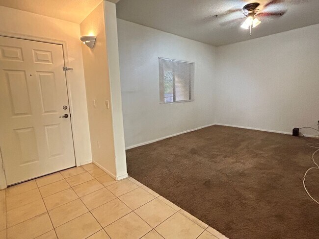 Building Photo - Gated 2 Bedroom, 2 Bathroom Condo with tons of space