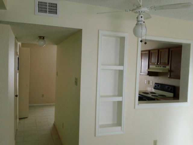 Sala de estar - Bellaire Townhomes