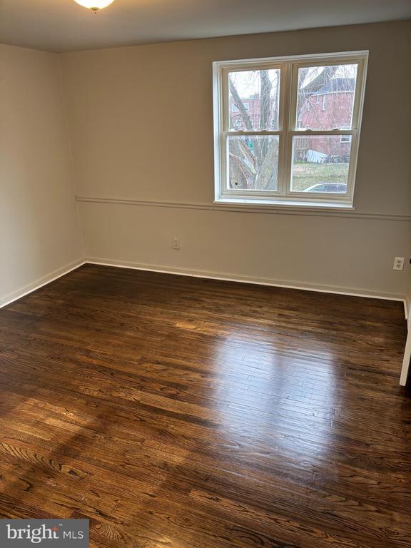 Foto del edificio - 1948 Carter Rd