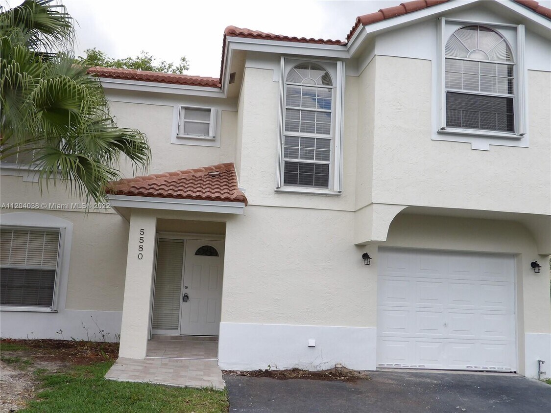 Primary Photo - 5580 NW 102nd Ct