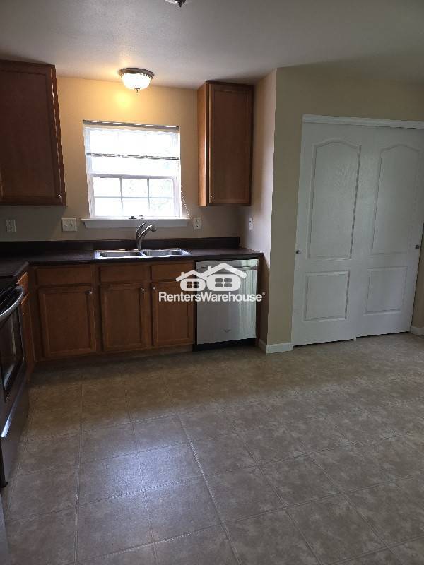 Building Photo - 9123 Welsh Dr