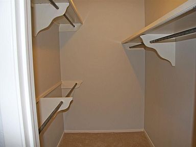 Building Photo - 104 Lakeview Terrace