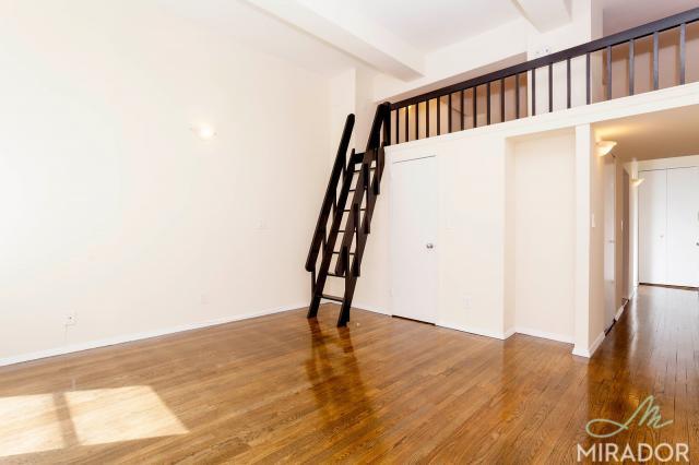 Building Photo - 1 bedroom in New York NY 10173