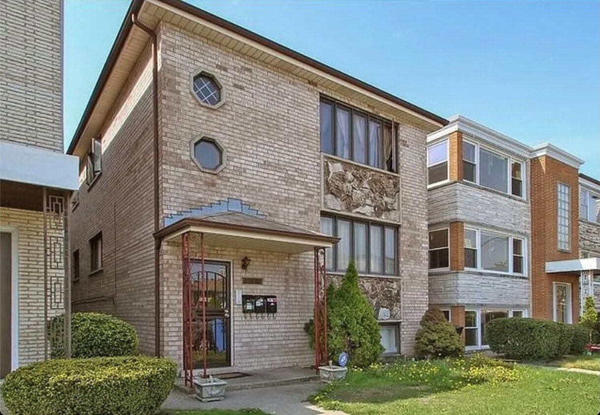 Foto principal - 6013 W Gunnison St