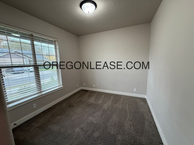 Foto del edificio - 2017 3/2 in West Eugene