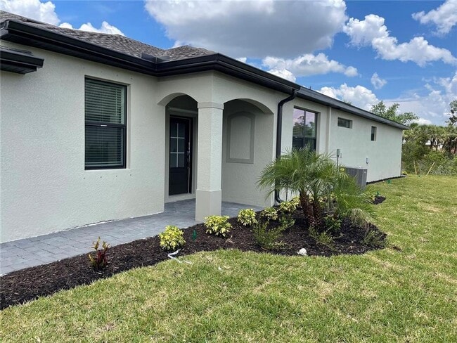 Building Photo - 2128 Bonito Wy