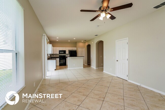 Building Photo - 910 Countess Ave