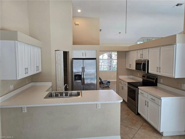 Building Photo - 2063 Imperial Cir