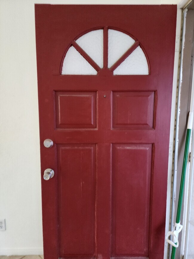Puerta principal - 33632 Pueblo Trail