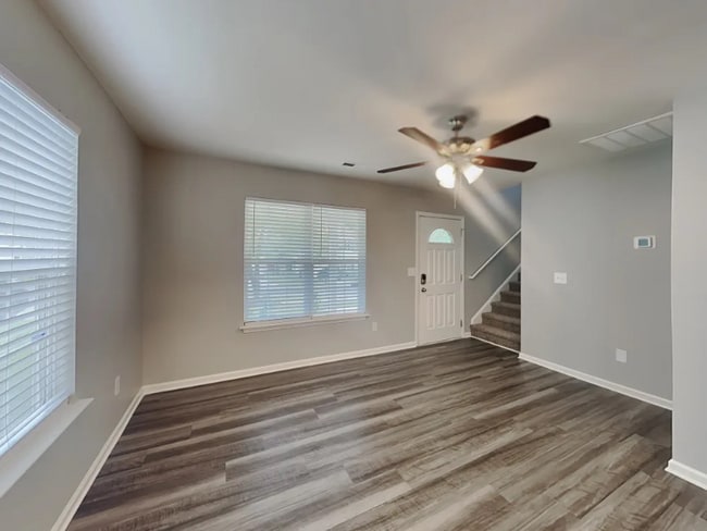 Building Photo - 1307 Crandon Dr