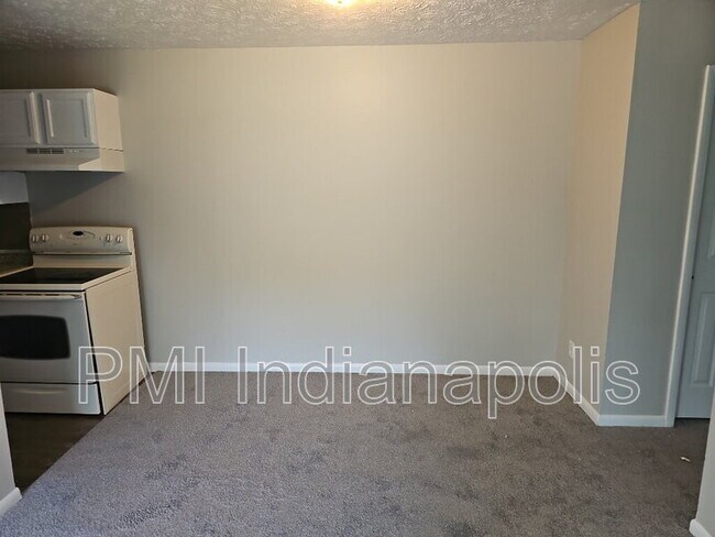 Foto del edificio - 6220 E 11th St