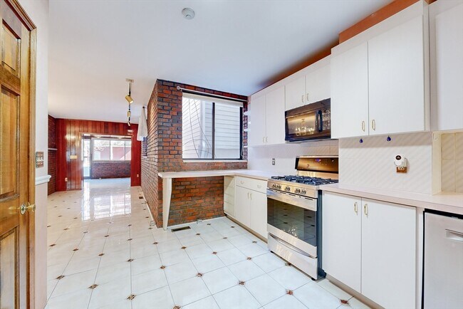 Foto del edificio - 71 Lubec St