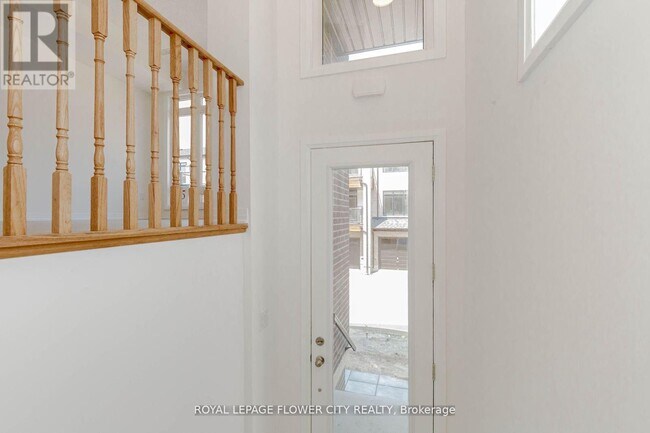 Photo du bâtiment - 25 Sidney Rose Cmn