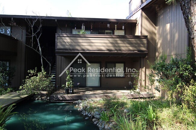 Building Photo - 1 br, 1 bath House - 2456 Larkspur Lane  #333