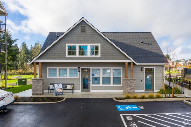 Snapshot of Luxury Condo Apartments In Clackamas