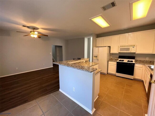 Building Photo - 3621 Bratton Heights Dr