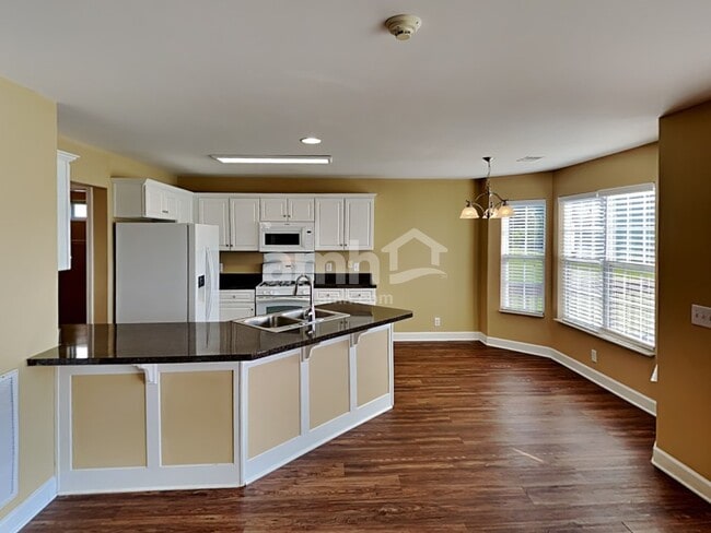 Building Photo - 104 Lance Park Cir