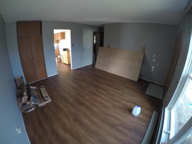 Foto del edificio - 124 Edgewood Cir