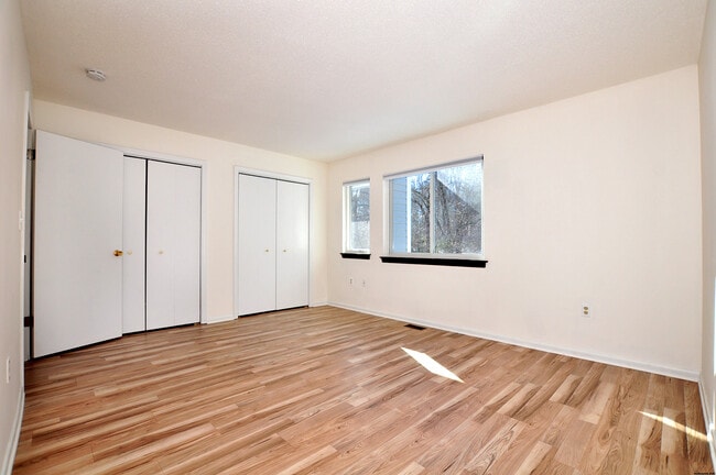 Foto del edificio - 116 Hilltop Dr