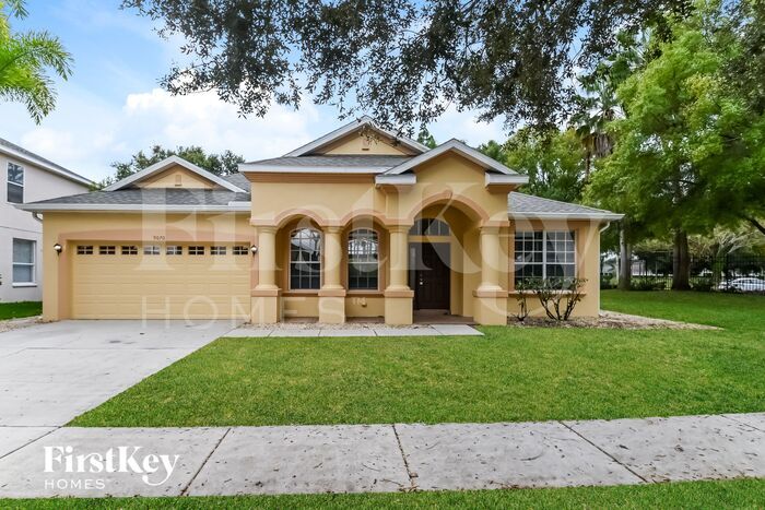 Foto principal - 9070 Pinebreeze Dr