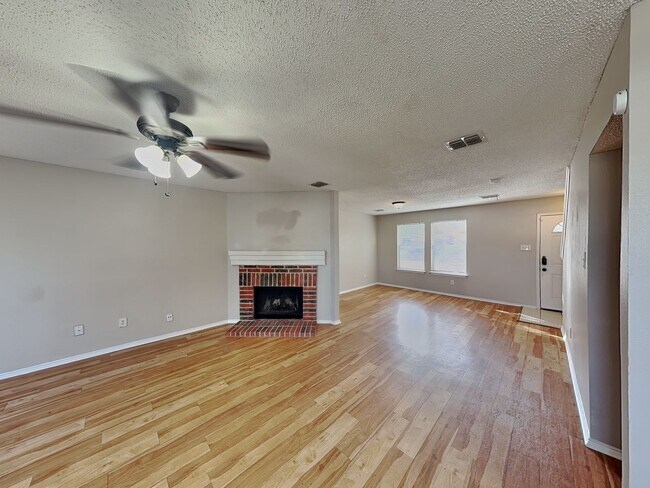 Foto del edificio - Corner Lot Charmer with Two-Story Deck and Bonus Game Room!