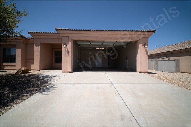 Foto del edificio - PRIME WALLECK RANCH LOCATION