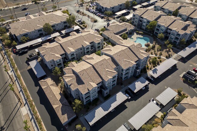 Building Photo - 6955 N Durango Dr