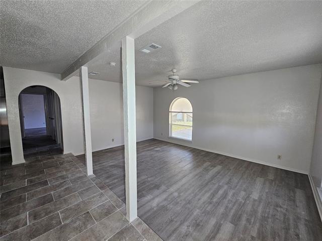 Building Photo - 720 Billie Ruth Ln