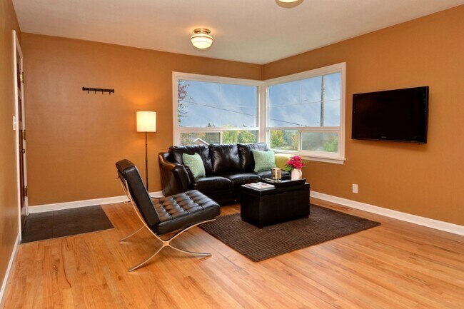 Foto del edificio - 1531 NE 98th St