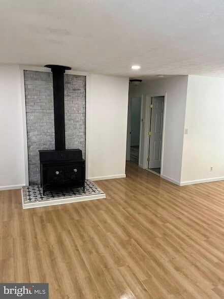 Building Photo - 45893 Guenther Dr