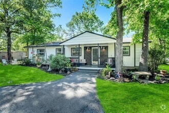 Building Photo - 27011 Azalea Ct