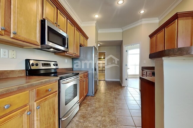 Foto del edificio - 375 Vaiden Ridge Dr N