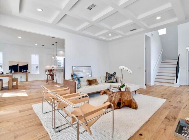Foto del edificio - 5732 Bascom Ln