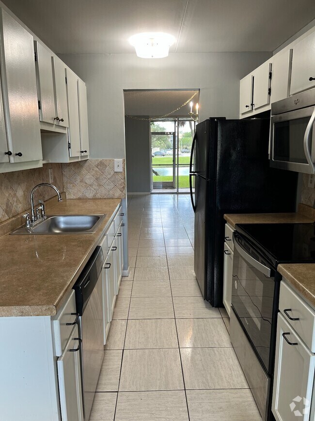 Apartments for Rent in 33313 | Apartments.com