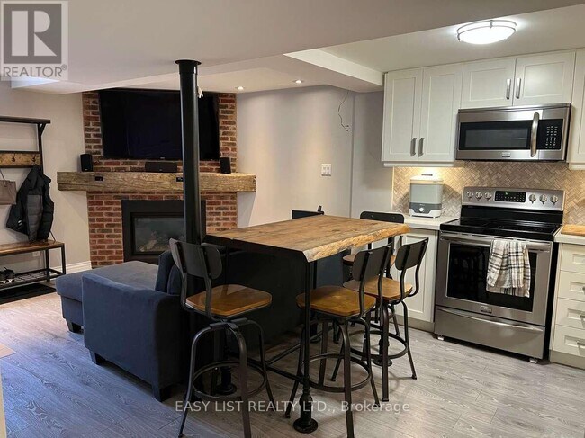 Photo du bâtiment - 23 Goodwood Ave