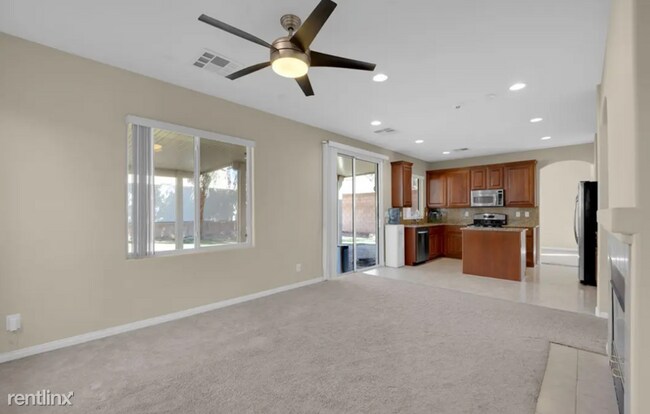 Foto del edificio - 4 br, 2 bath House - 4428 Little Blue Hero...