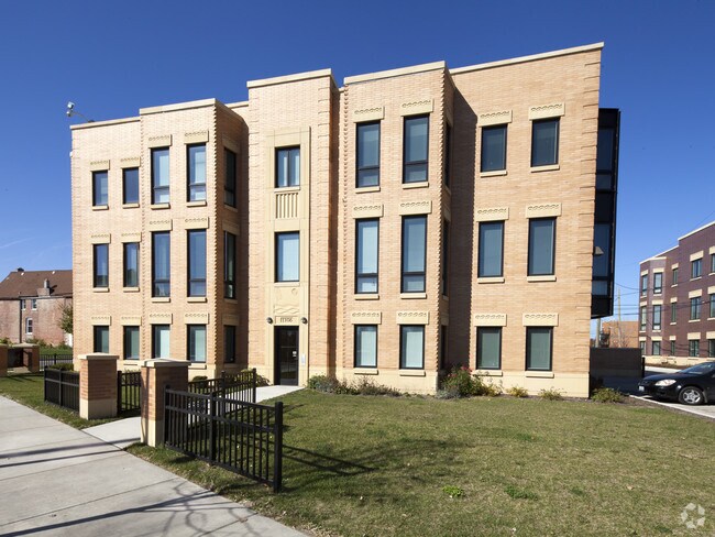 Sullivan Station Apartments Chicago Il Apartments Com Sullivan Station Apartments Chicago Il Apartments Com