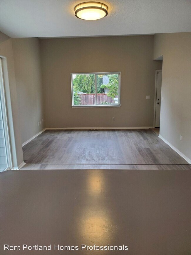 Foto del edificio - 4 br, 3 bath House - 653 SE 158th Ave