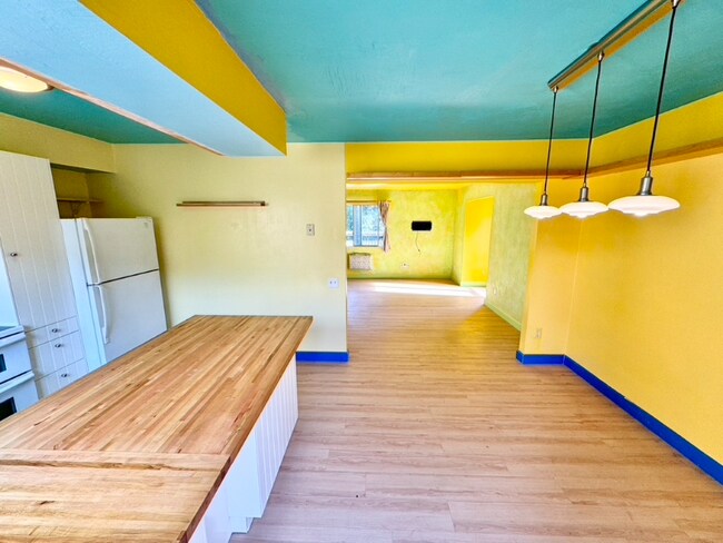 Foto del edificio - 7958 Mission Center Ct