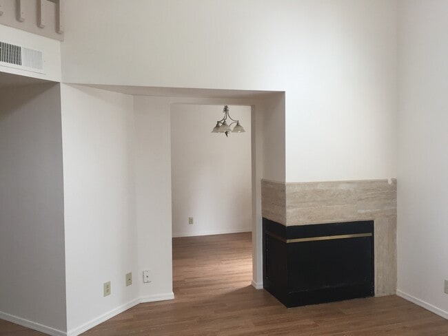 Building Photo - 4260 E Spring Meadows Cir