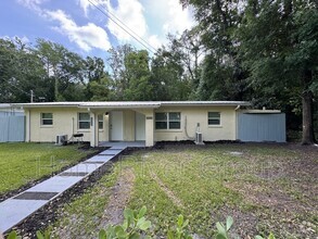 Building Photo - 5757 Antoinette Ln