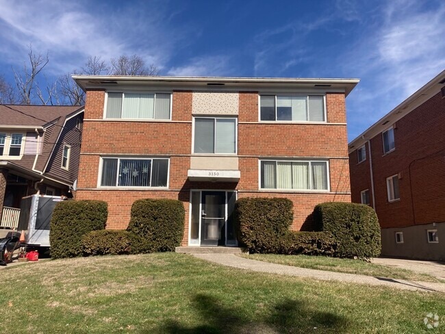 Building Photo - 3150 Schubert Ave