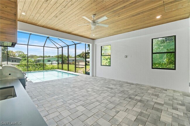 Foto del edificio - 2769 Van Buren Ave