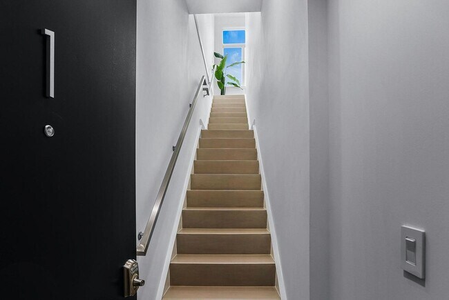 Building Photo - Private Double Decker Rooftop! - Modern Lu...