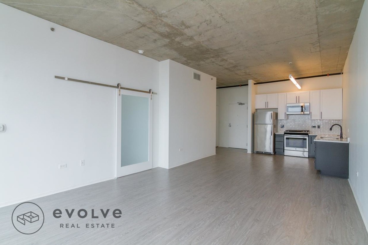 Foto principal - 1401 S State St