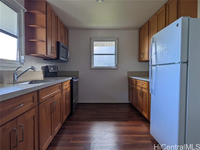 Building Photo - 3154 Woodlawn Dr