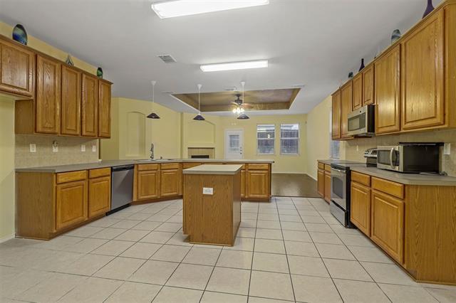 Building Photo - 1400 Talladega Dr