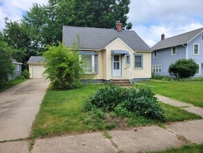 Building Photo - 1509 Tremont St